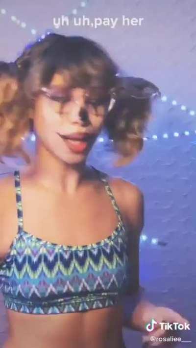 this girl blatantly blocks and ignores deaf people because she cant take criticism, ill put more of what shes done in the comments