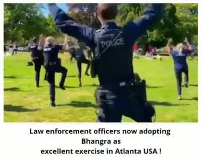 Ab yeh bhi dekhlo...blue bhangra!