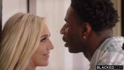 Kendra's such a bad GF 