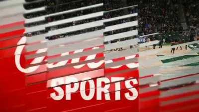 [Highlight] Tyler Herro fouls Bobby Portis hard in transition