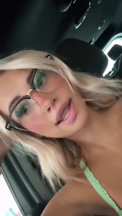 I seriously need to borrow a dick to bounce on….