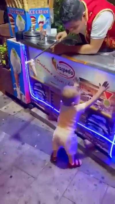 Little champ no here to play 