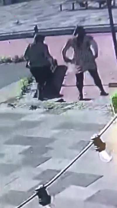 The cameraperson is one twisted mf lol