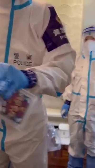 上海黄埔公安未出示阳性报告破门强制转运完整视频（源微博视频已经没了）