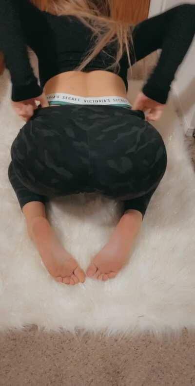 I’m just about ready to breed Daddy 🥺 would you want to? 🙈