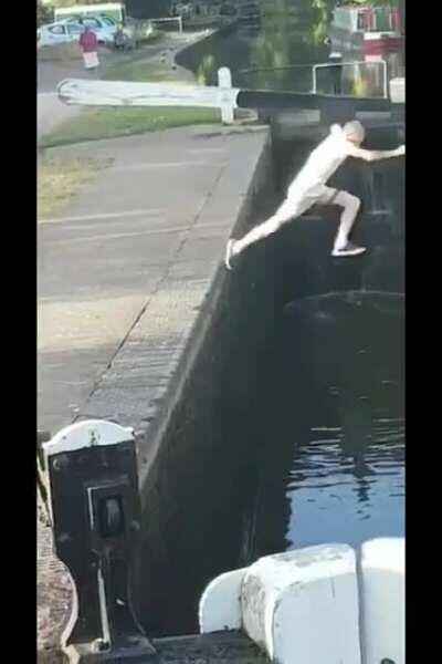 Classic slow down before the jump