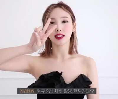 201023 - Stunning Nayeon