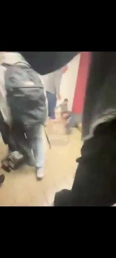 Girl confronted after talking ish about grey shirts mom 