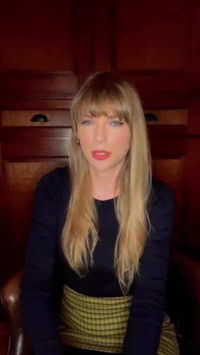 Taylor deleted the Lavender Haze reel talking about the song and her relationship, as well as changed her insta bio and removed the Lavender Haze music video link