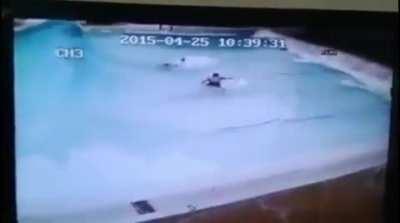 Swimming pool during an earthquake