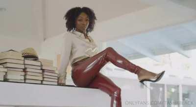 Latex pants are always the right choice.