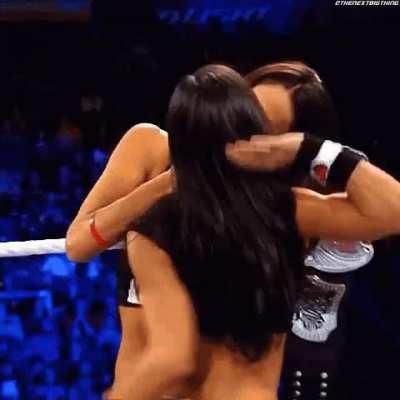Brie Bella kissing AJ Lee to cost her the Diva's Championship