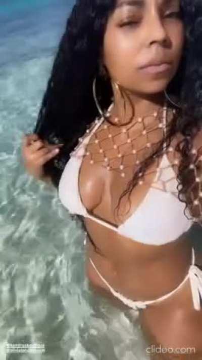 Morning 🌞🤍⚪⬜