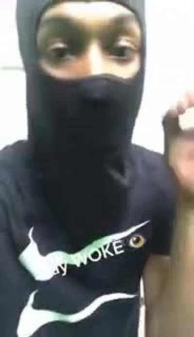 The Hood Dr. Seuss: Chicago Goon A Whole War Counselor For The Hood... Blasts Folks Moving Reckless With Guns Who Really Not About That Life!