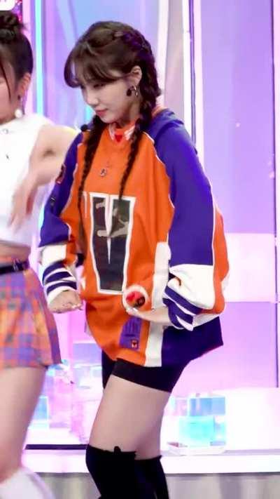 Apink Eunji's sexy ass