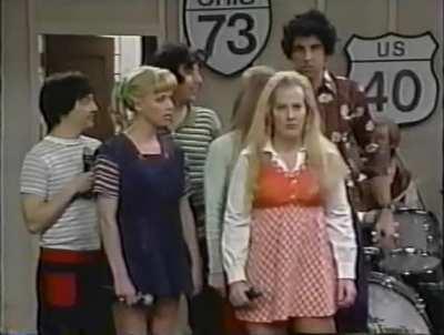 Brady Bunch vs. Partridge Family