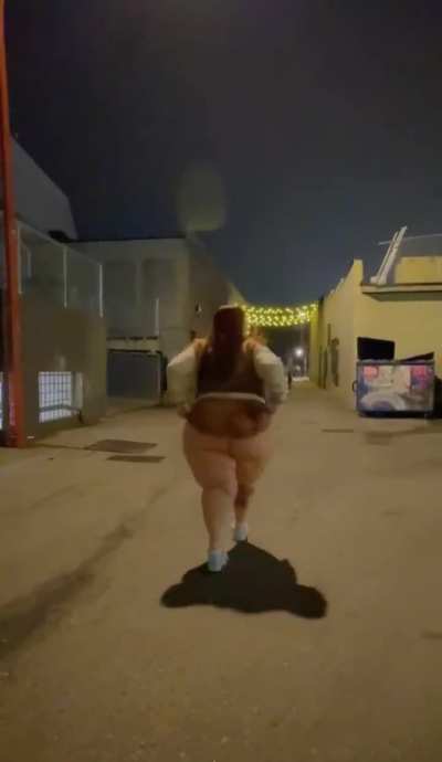 Bare bummed in an alley