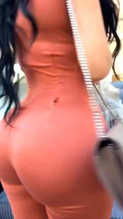 Her Fat Ass (Her 0F Pack)