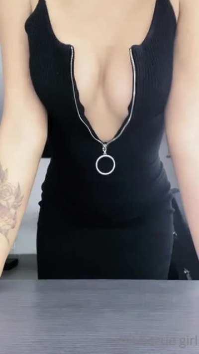 It does. Lo hace de nuevo... 😍😍😍