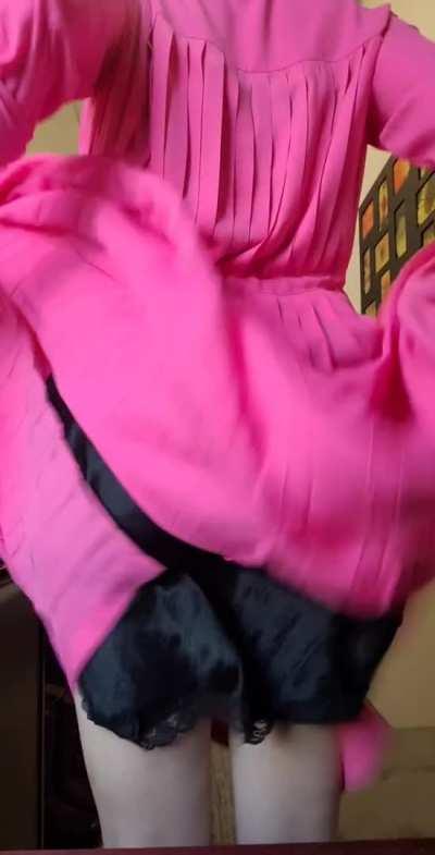 Hot pink pleats with no panties underneath... (F)46