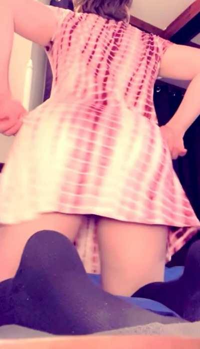 Show you my hot as hell ass 🍑🔥😏