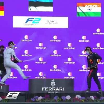 Klassikaline eestlane ja tasuta alkohol