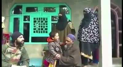 bache ko bulana bhi nahi hai, fir wo mar jayega toh army pe dosh bhi daalna hai 🤡