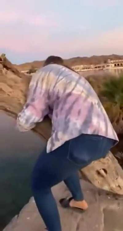 Don't do it Isabella