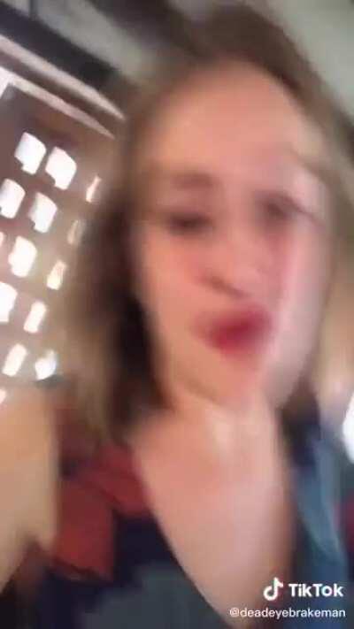 How those “personal” Amazon influencer twitter accounts feel like