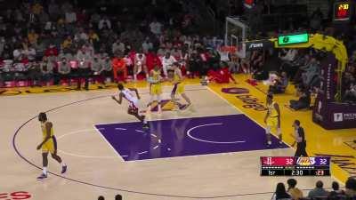 [Highlight] Jalen Green with another dunk, this time to reach 12 points in the first quarter!