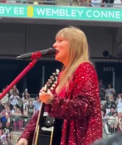 There wasn’t a classier way to handle needing to cough while on stage?