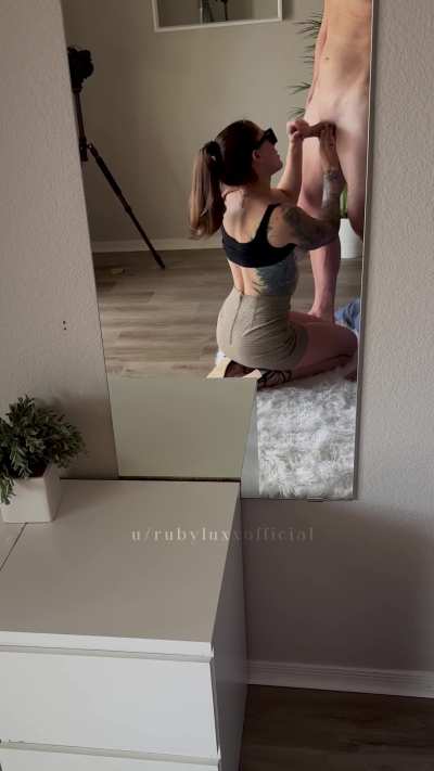 I love sucking cock in front of mirrors