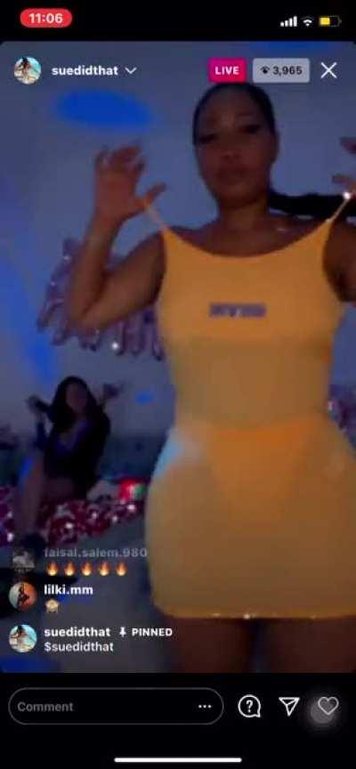 If u want her nip slips from tonight text me she had so many