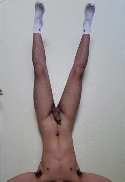 I can do a handstand (M)