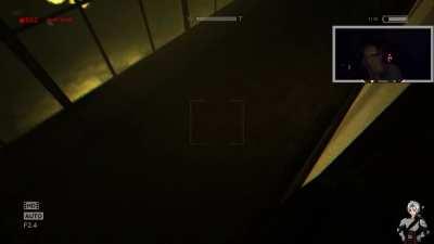 This game would be a lot less terrifying if I had a gun