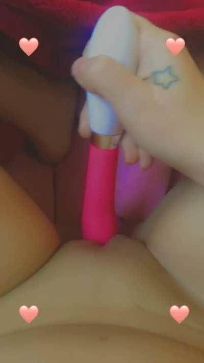 Cum play with me on my onlyfans page 😜 🥵