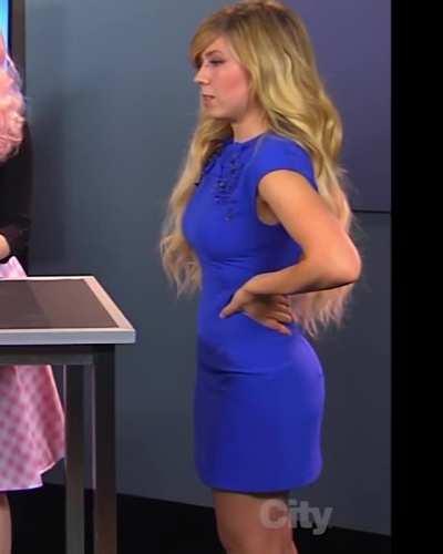 Jennette McCurdy Blue Dress
