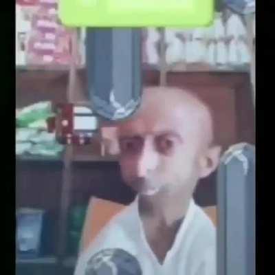 MUCA ME PAGA OS 100 CONTO