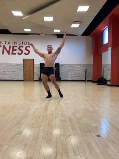 Took some feedbacks from you guys!!!! Moving at slower phase now, posing is something I enjoy most so would definitely going to keep practicing until my next show and hopefully I can perform something good at National.