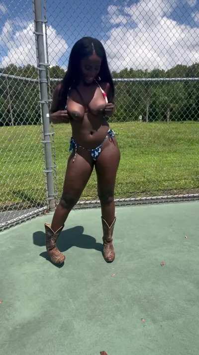 Want to see more of my juicy tits and get access to my exclusive Titty Tuesday album? 🤔 Cum over to my OnlyFans page and get it for FREE! 🎁 Just click the link in my comments and join the fun 🎉!