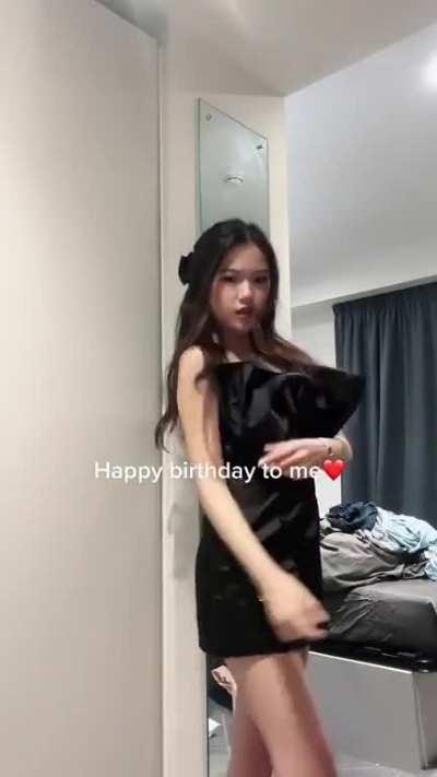 who can give emma a 18th birthday gift 💦