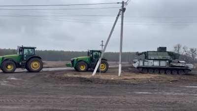 The Ukrainian Farmer free-for-all continues this time with a Tor-M1 Surface-to-Air Missile system