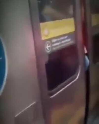 Um F para nosso guerreiro web-confrades 😔✊