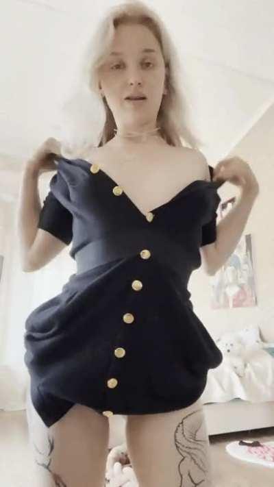 I feel lonely without your attention daddy