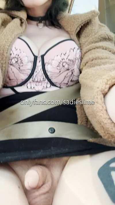 grab my girl dick while you drive me around please