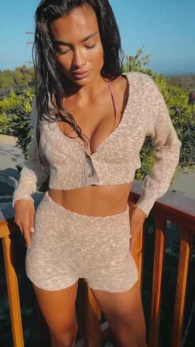 Pool, pupper and beach