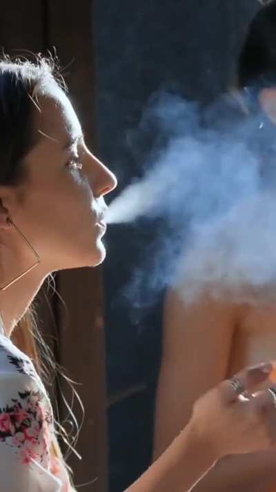 Spanish talking exhales