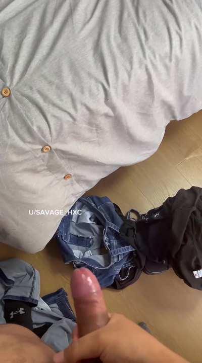 She called me to fuck her because her cuck hubby was too busy working on his computer on the living room. I pound her pussy and he just could watch us. Such a great day