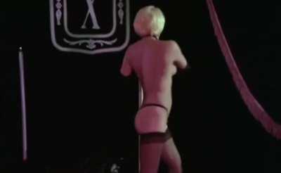 Karin Albin - Il faut vivre dangereusement (AKA One Must Live Dangerously) (1975)