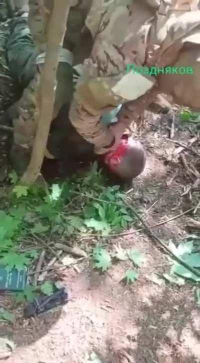 видео - ужасно, сразу предупреждаю. смотреть только с крепким желудком. не думаю, что традиционный мир вообще возможен между Украиной и Россией в ближайшие лет 100